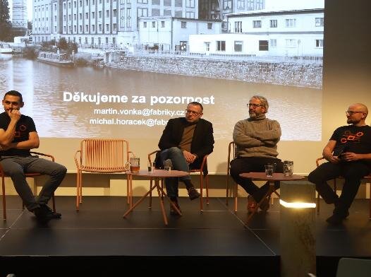Z diskuze všech přednášejících s publikem, která regionální blok uzavřela.