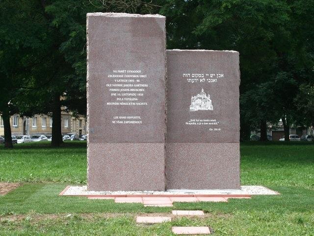 Pomník opavské synagogy - Opava
