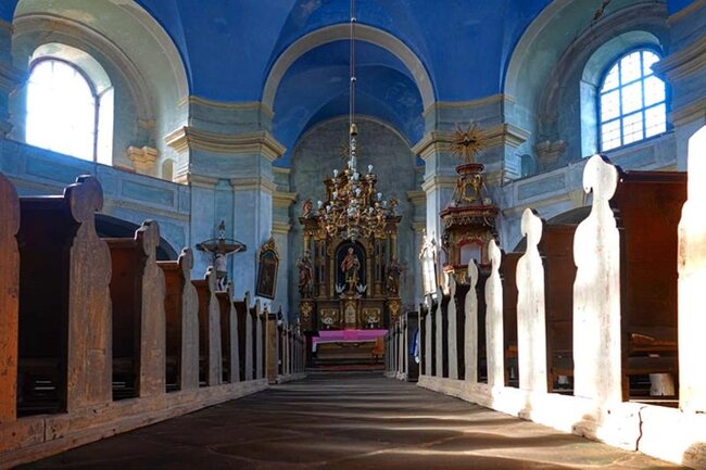 Interiér kostela sv. Máří Magdaleny v Božanově