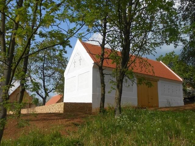  Stodola ze středního Polabí