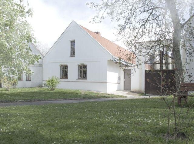 Ubytovací zařízení Knihovny Akademie věd České republiky v Jenštejně od Petra Hlaváčka