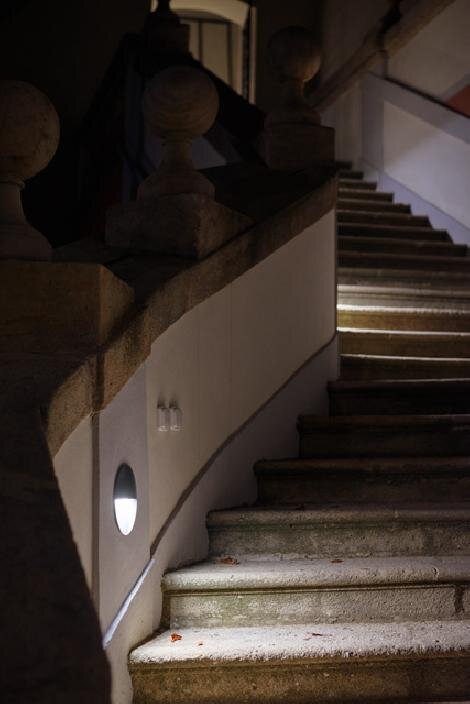 Zapuštěná svítidla Walky výrobce iGuzzini