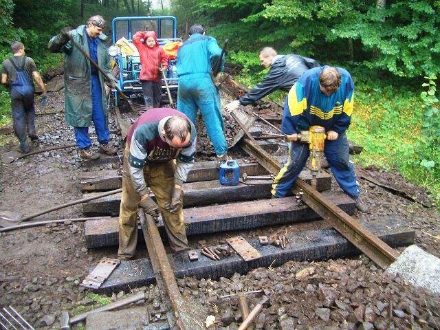 V roce 2008 sdružení celé těleso trati odkoupilo od státu a pokračuje v zatím úspěšné obnově zachovaného úseku.