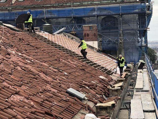 Stav střech na budově B před rekonstrukcí
