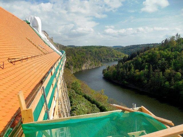 Pohled ze střechy na řeku Želetavku