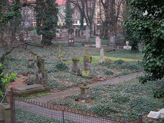 Praha-Smíchov, Malostranský hřbitov od Duškovy ulice