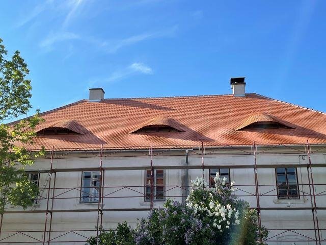 Firma Tesařství Matějka byla oceněna v kategorii Rodinné domy a obytné stavby za střechu domu v Chudenicích.