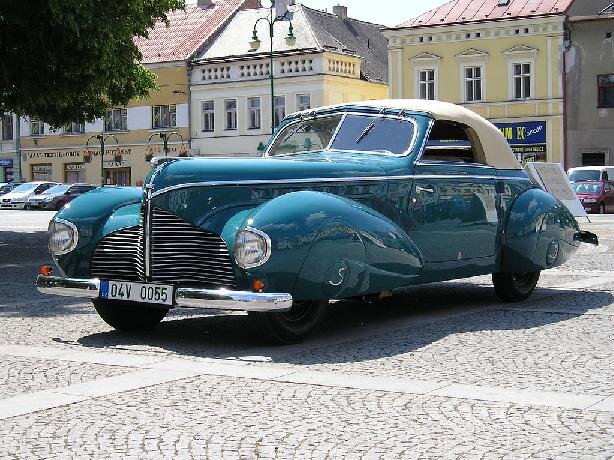 V roce 2011 se do Vysokého Mýta sjelo několik desítek automobilů, jejichž karoserie byly firmou Sodomka vyrobeny. Jedním z nich bylo i toto Aero 50 Dynamik.