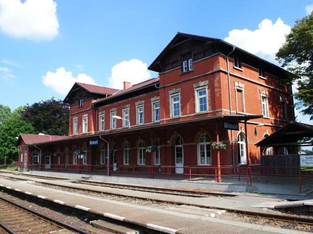 Mimoň