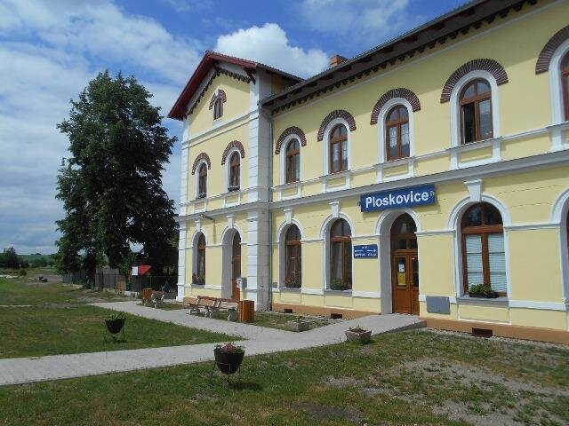 Ploskovice