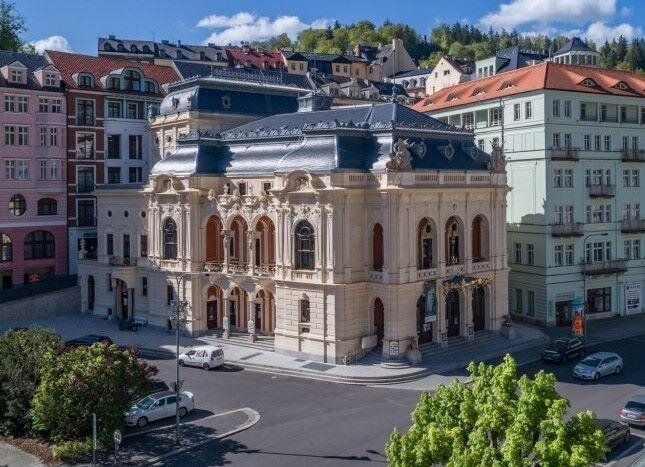 Karlovy Vary - Městské divadlo