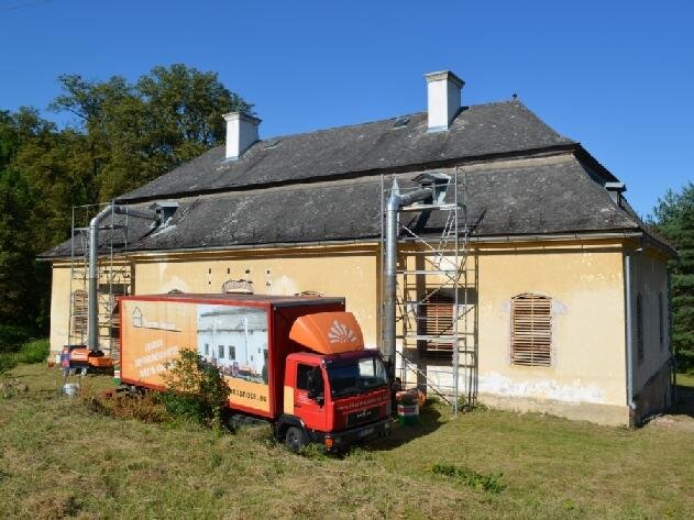 Kaštieľ v Ruských Pekľanech byl nejvzdálenější zakázkou společnosti Thermo Sanace.