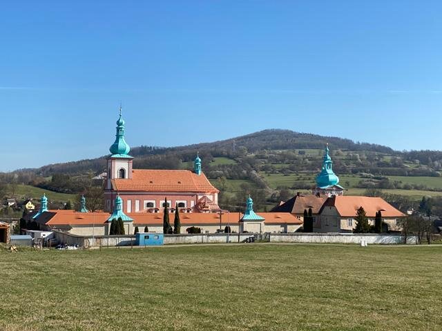 Celkový pohled na poutní místo