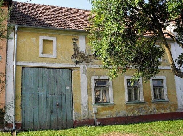 Hasoňova chalupa před rekonstrukcí