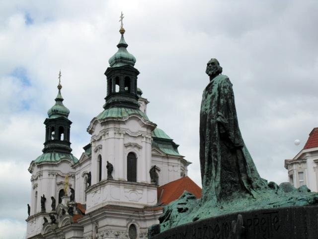 V barokním kostele sv. Mikuláše na Staroměstském náměstí v Praze byla v roce 1920 vyhlášena Církev československá husitská. Kostel spravuje dodnes.