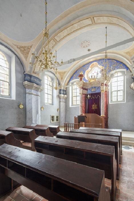 Stavební, restaurátorské, výtvarné a uměleckořemeslné práce byly provedeny ve vysoké kvalitě.