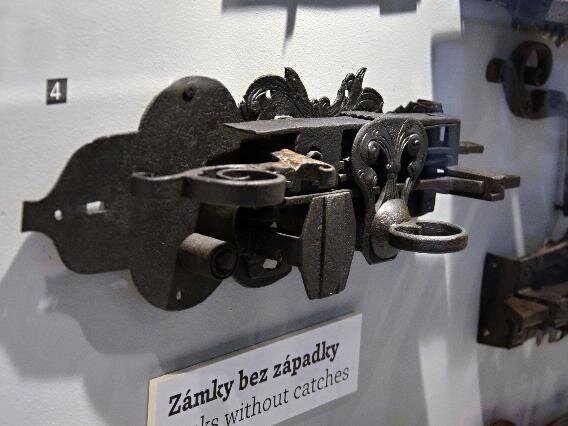 Detail instalace historických zámků