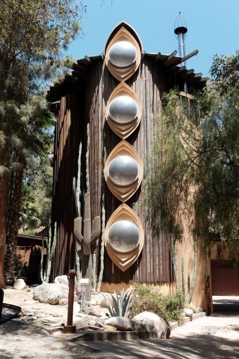Al Struckus House v Los Angeles od architekta Bruce Goffa