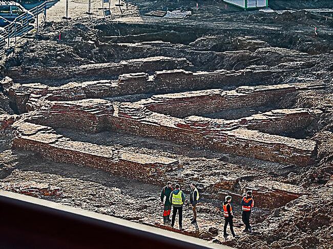 Během průzkumu byly nalezeny zděné základy a kvalitně dochované části nadzemních partií pětiúhelného bastionu.