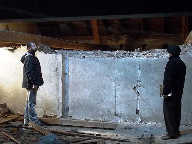 Majitel Marek Vávra a stavební historik Jan Anderle