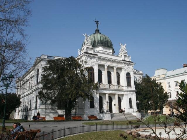 Historická výstavní budova Slezského zemského muzea 