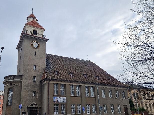 Celkový pohled na evangelický kostel