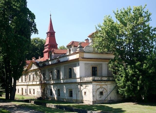 Zámek Úholičky | Foto: Středočeské zámky | Licence: Všechna práva vyhrazena