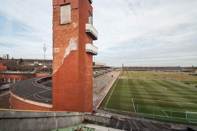 Pohled do útrob jednoho z největších sportovních stadionů na světě