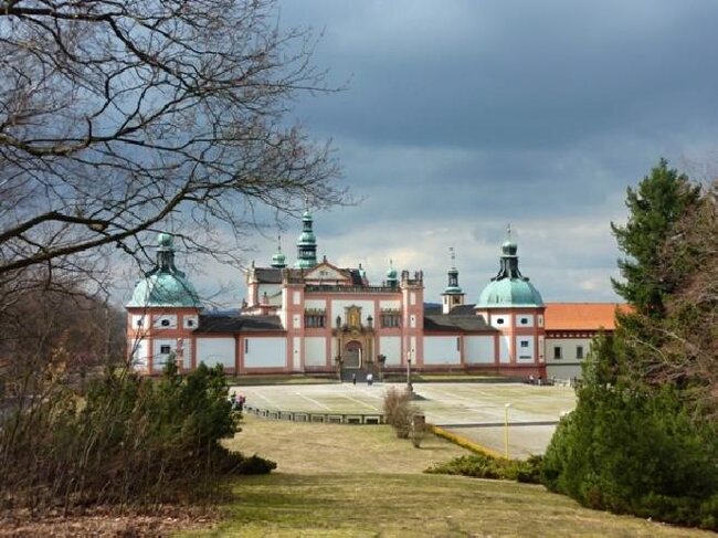 Matice svatohorská - stavba velkých varhan pro Svatou Horu v Příbrami.