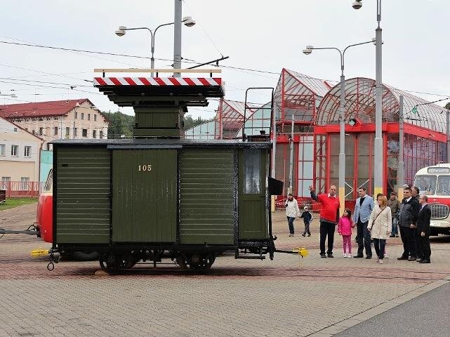 Občanské sdružení Boveraclub obnovilo tramvajový vlečný vůz z roku 1899, který je v majetku Dopravního podniku měst Liberce a Jablonce nad Nisou, a.s.