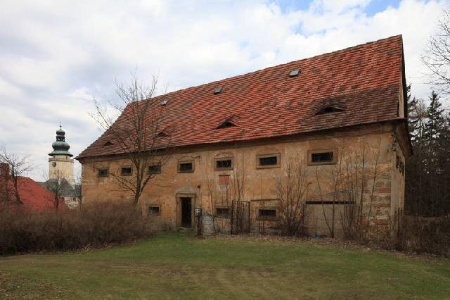 Stav sýpky před obnovou