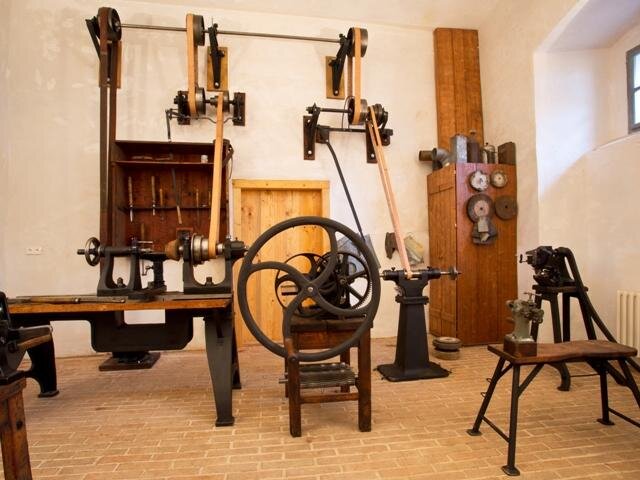 Expozice Centra stavitelského dědictví Plasy představuje zajímavou formou stavební historii a tradiční stavitelství od středověku po současnost.