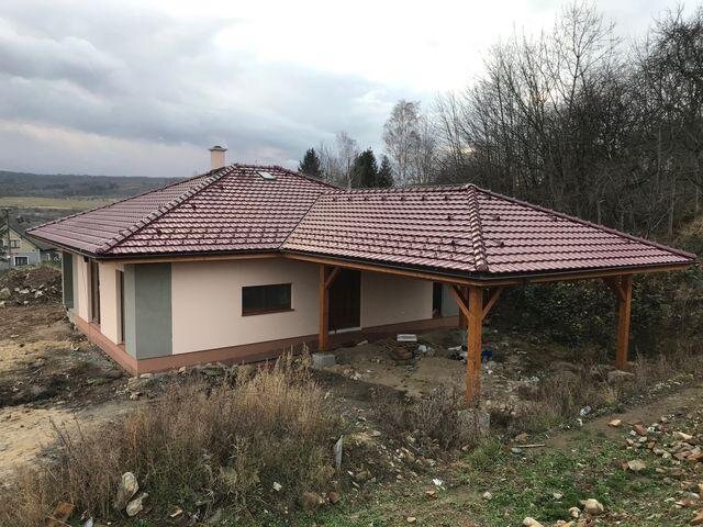 Za střechu rodinného domu ve Varnsdorfu patří bronzová příčka Davidu Blažejovi.