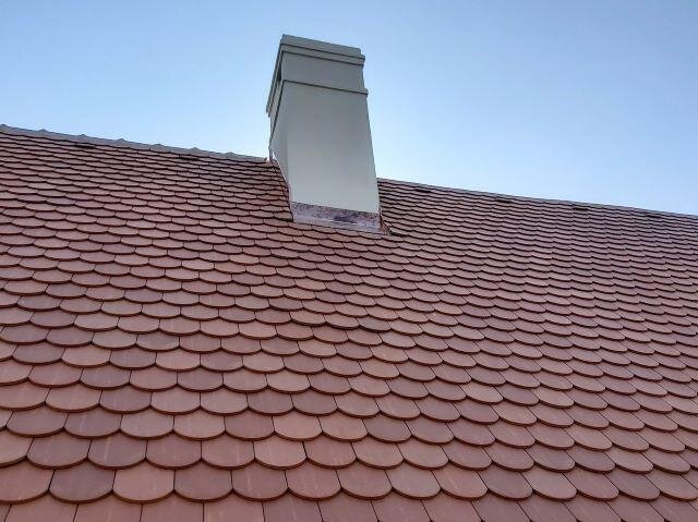 Nové Bobrovky Tondach na střeše špitálku