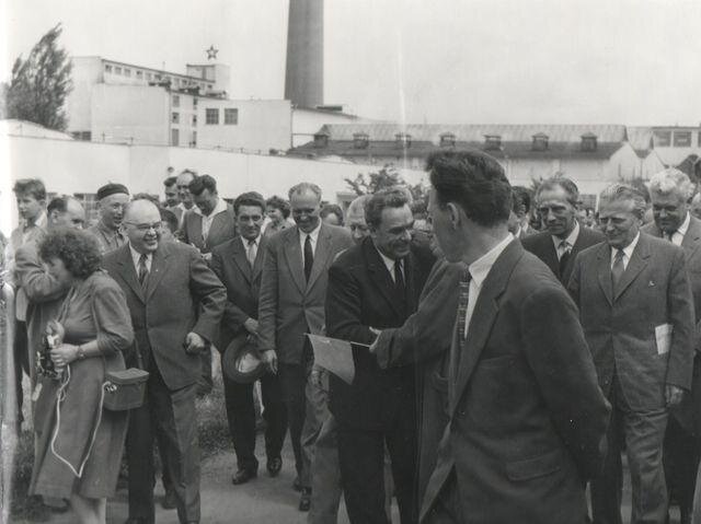 Leonid Brežněv a Antonín Novotný při návštěvě Jitexu