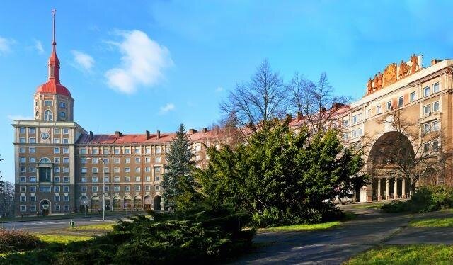 Panoramatický pohled na část Oblouku