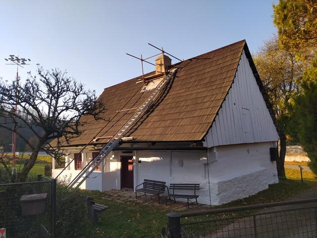 Při obnově došlo mimo jiné k opravě komínu.