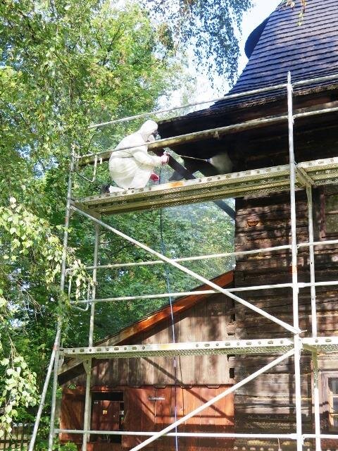 Postřik je proti opětovnému napadení dřevěných prvků dřevokazným hmyzem.