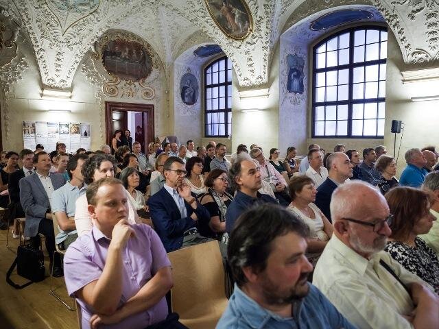 Po konferenci následoval slavnostní večer spojený s vyhlášením vítězných sbírek soutěže MÁME VYBRÁNO.