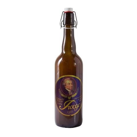 Pivo PROKOP 12° JANTAR pochází z pivovaru Chyše, který působí v bývalé sladovně panského pivovaru.