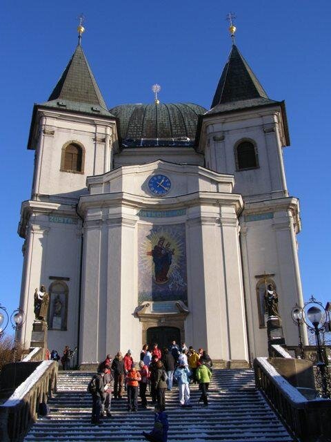 Matice svatohostýnská - sbírka na zvony pro baziliku na Svatém Hostýně.