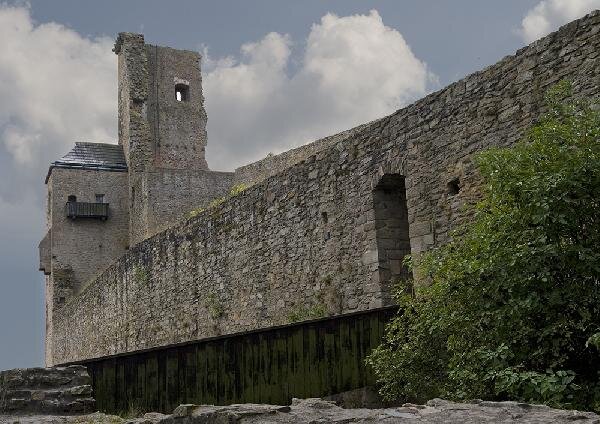Velká věž na Lipnici patří k největším na českých hradech.