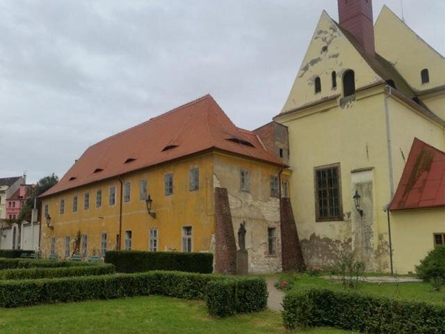 Pohled na komplex před obnovou