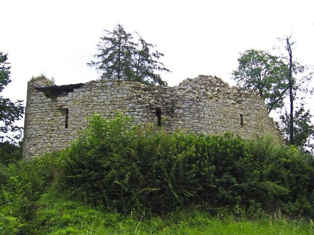Západní palác v létě 2020
