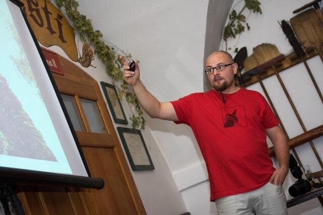 A následně se vodojemům na továrních komínech věnoval také Martin Vonka.