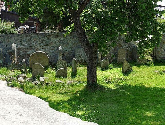 Starý židovský hřbitov v Rožmberku nad Vltavou