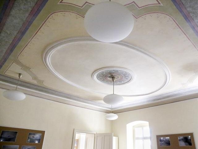 Dekorativní stropní výmalba po obnově