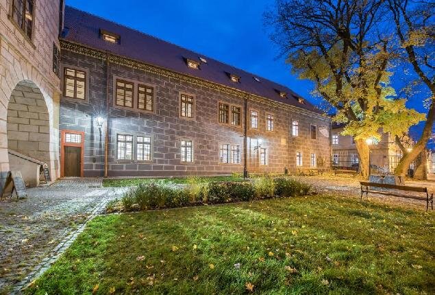 V Zámecké lékárně v Třeboni vznikl nový prostor pro zážitky, vzdělání, zábavu či relaxaci.