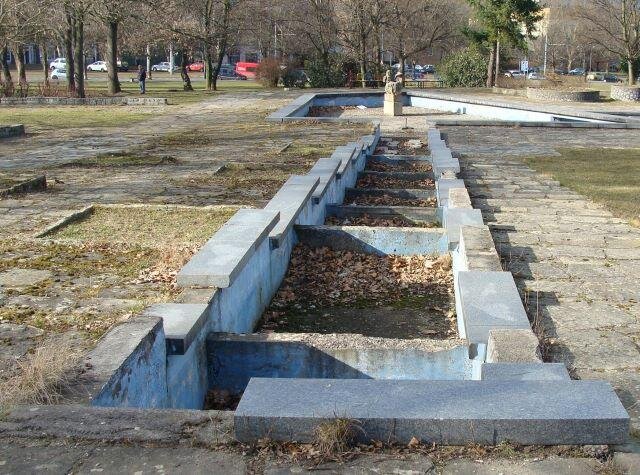Stav původní vodní kaskády před rekonstrukcí