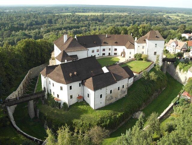 Nové Hrady z ptačí perspektivy